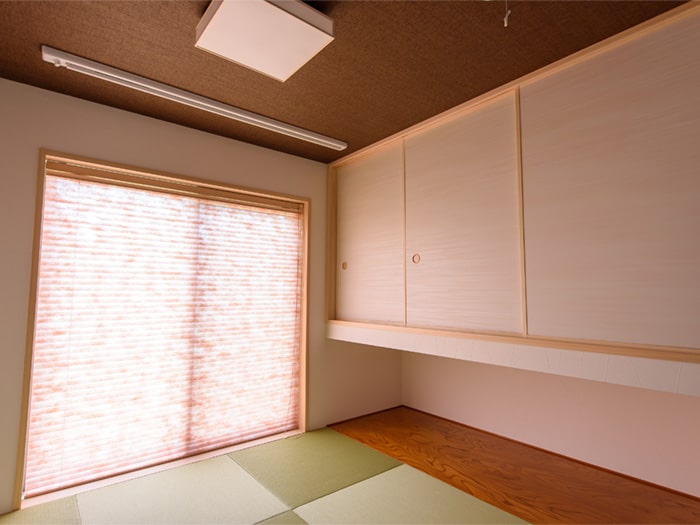 プリーツスクリーン